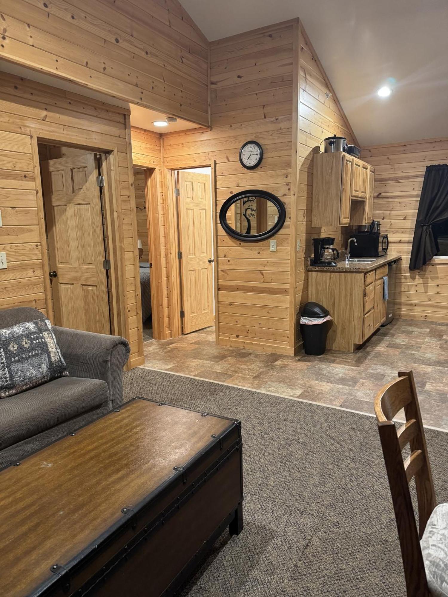 Susitna River Lodging, Backwoods Cabins Талкитна Екстериор снимка